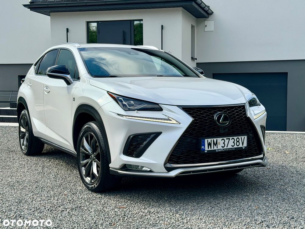 Lexus NX 300 F Sport AWD - 11