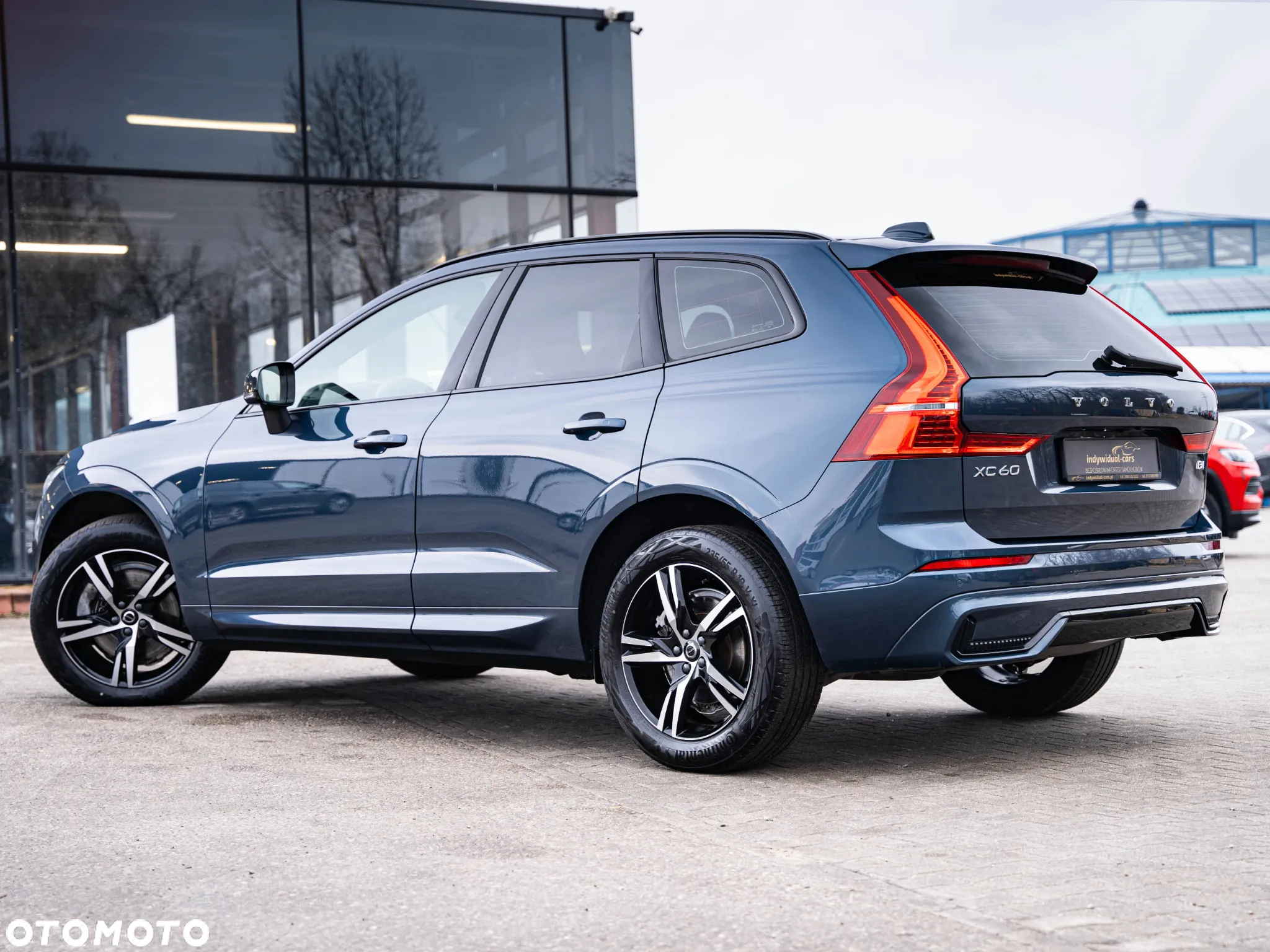 Volvo XC 60 B4 B Plus Dark - 11