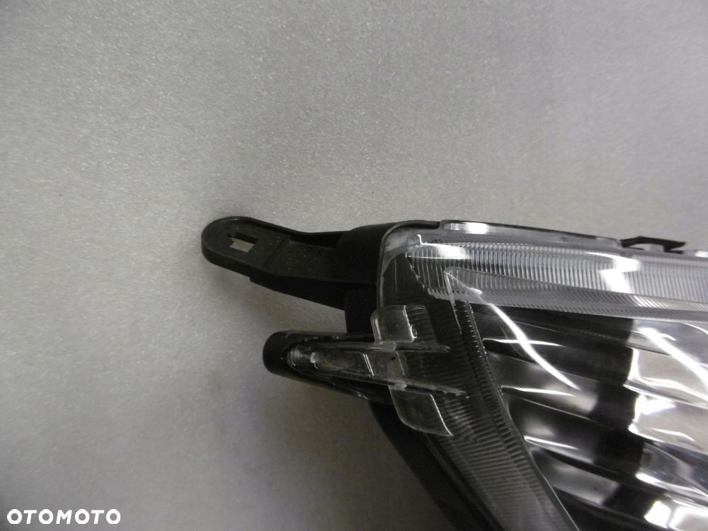 MITSUBISHI SPACE STAR II LIFT - lampa przednia prawa - 5