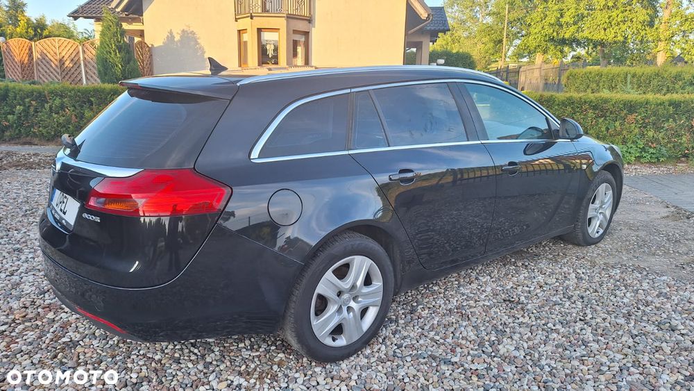 Opel Insignia - 11
