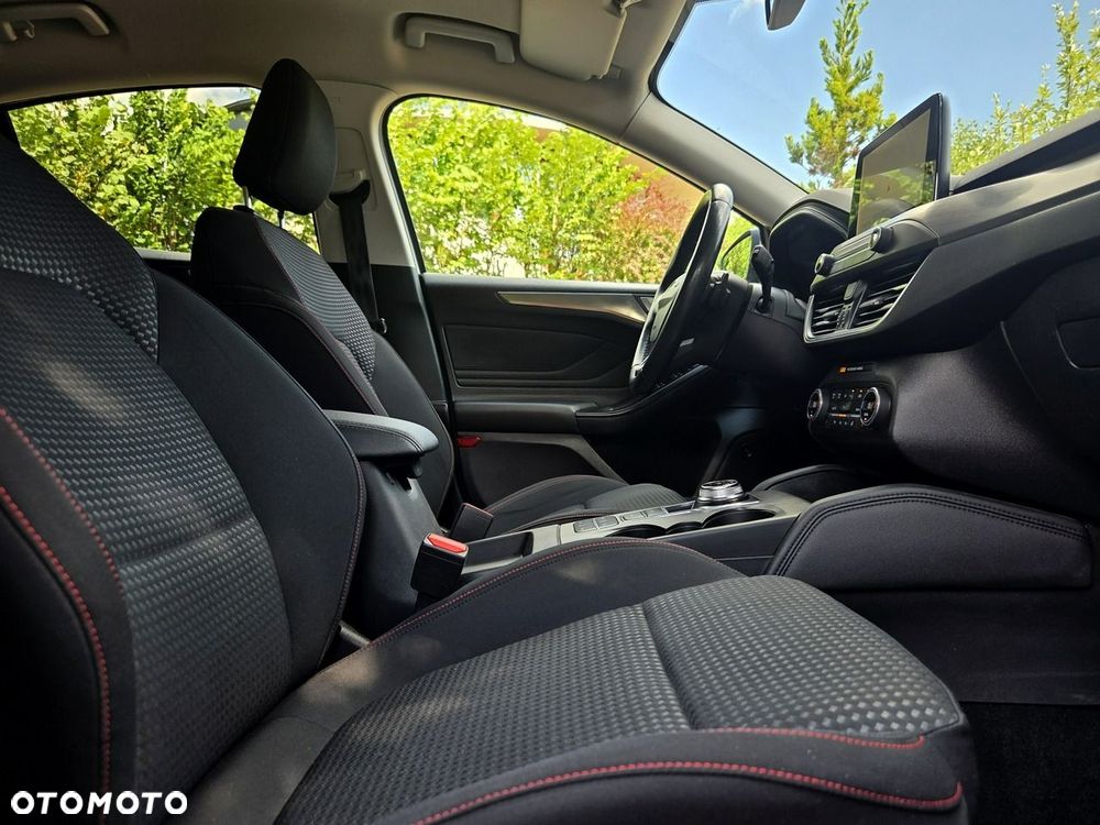 Ford Focus 1.5 EcoBlue Start-Stopp-System ST-LINE - 5