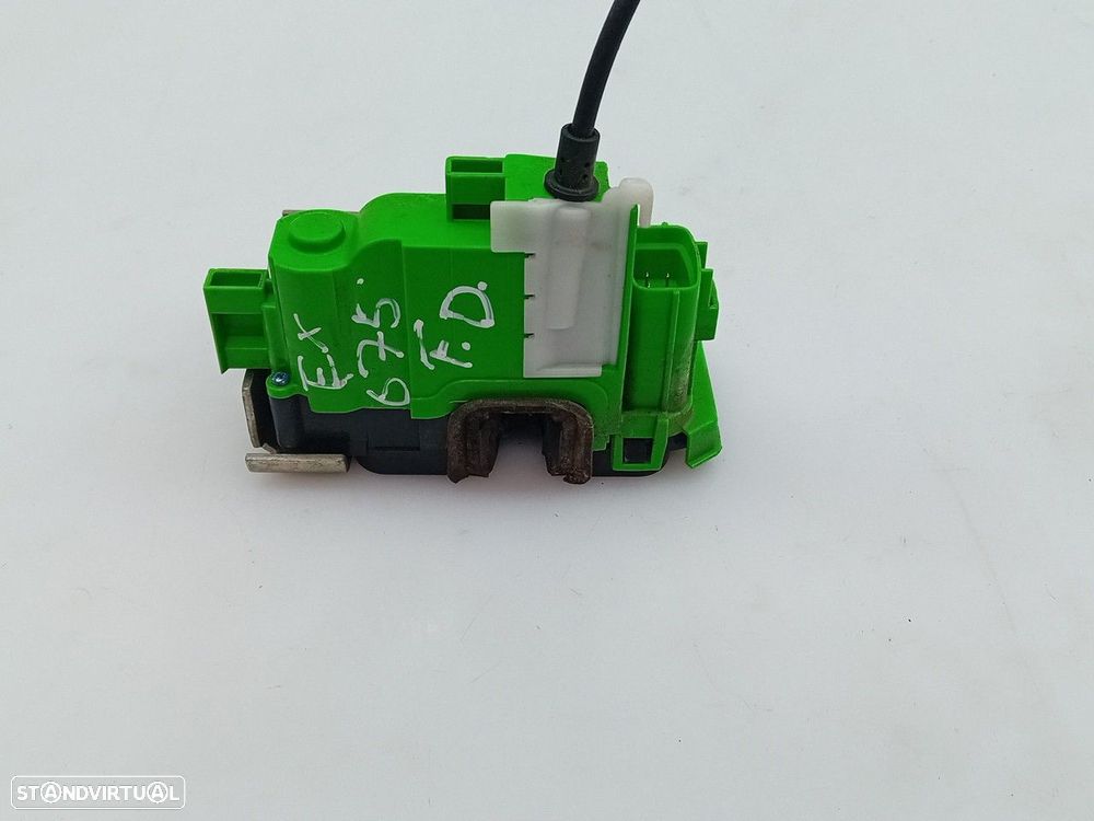 Fechadura / fecho porta frente direito ALFA ROMEO Mito (955_) - 1