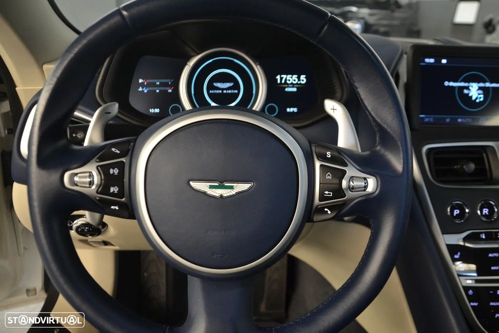 Aston Martin DB11 Coupé V12 Auto - 29