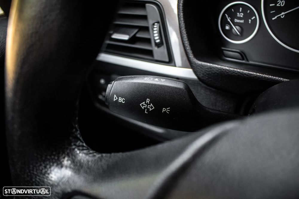 BMW 318 d Auto Line Modern - 13