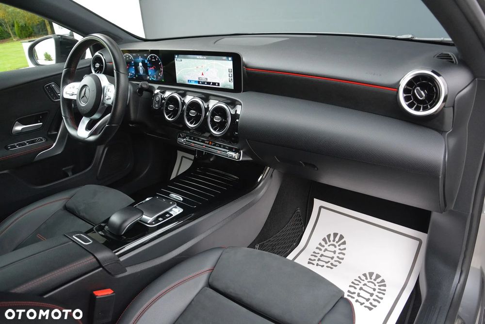 Mercedes-Benz Klasa A 180 7G-DCT AMG Line - 20