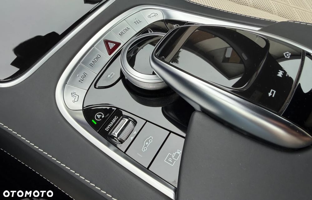 Mercedes-Benz Klasa S 560 4-Matic L 9G-TRONIC - 30