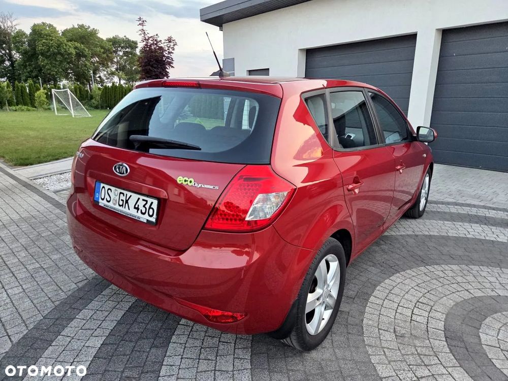 Kia Ceed - 7