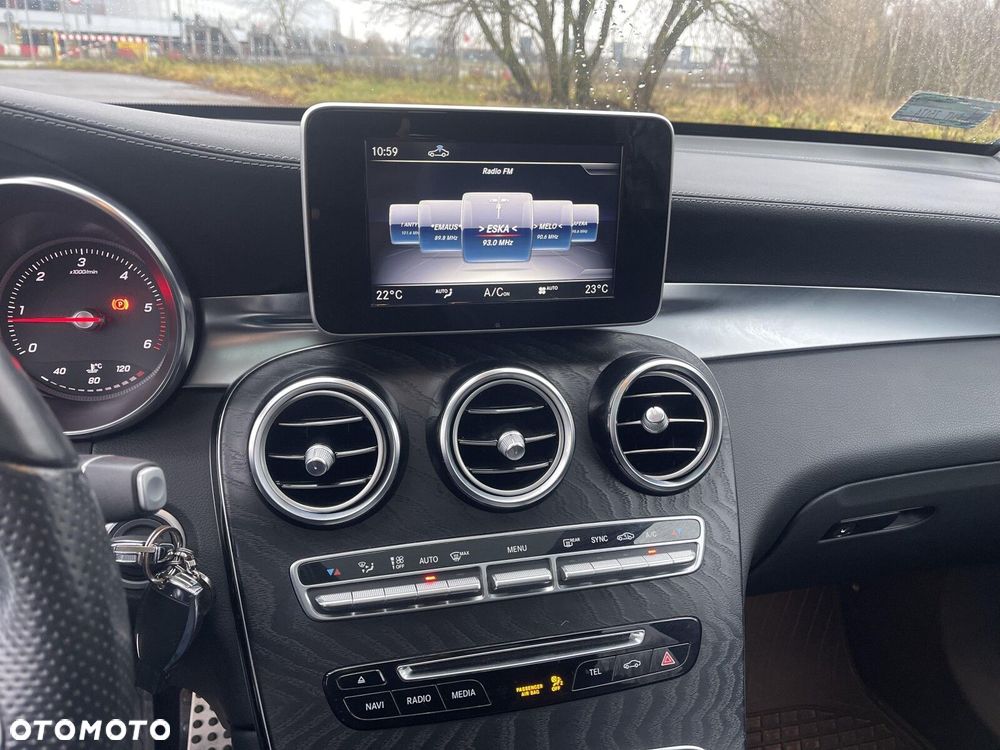 Mercedes-Benz GLC - 14