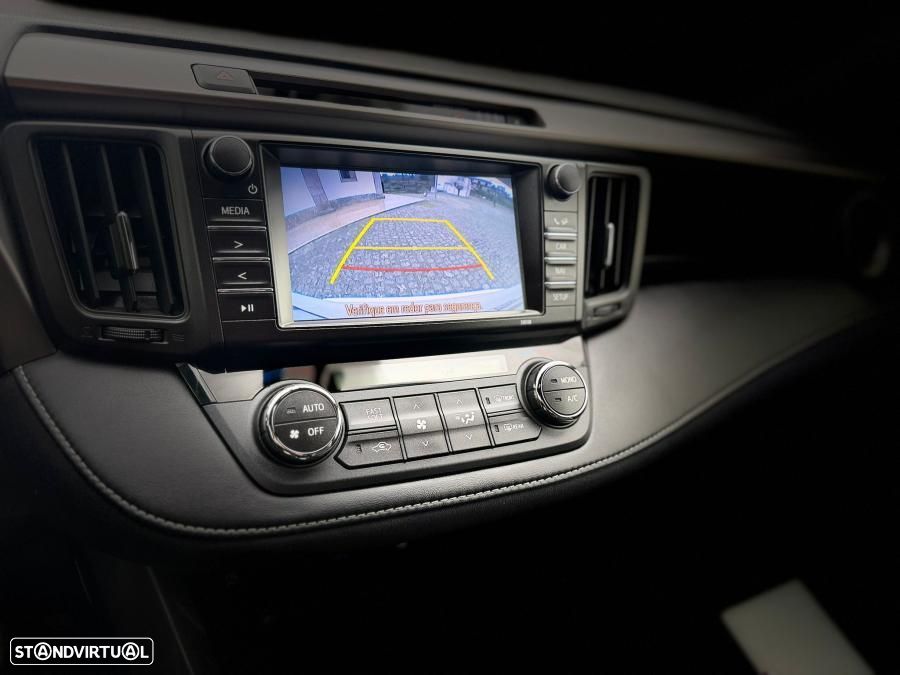 Toyota RAV4 2.0 D-4D Comfort+P.Sport - 6