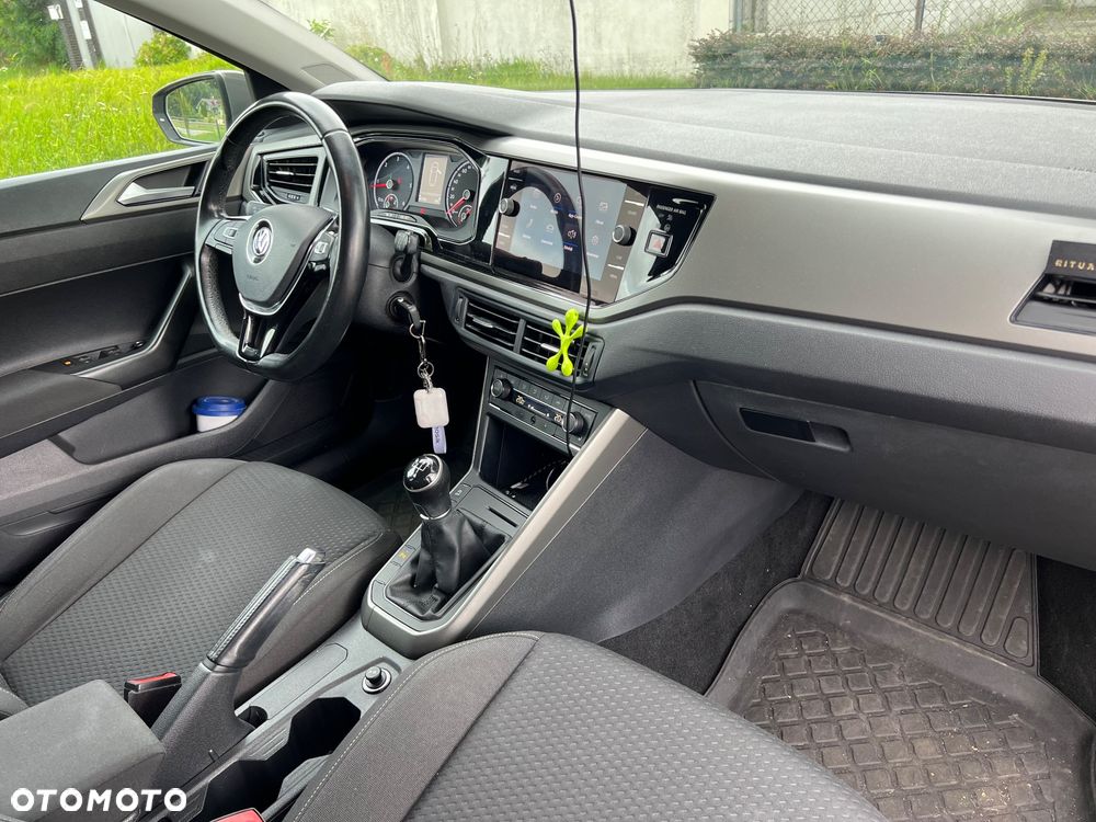Volkswagen Polo 1.6 TDI SCR Comfortline - 19