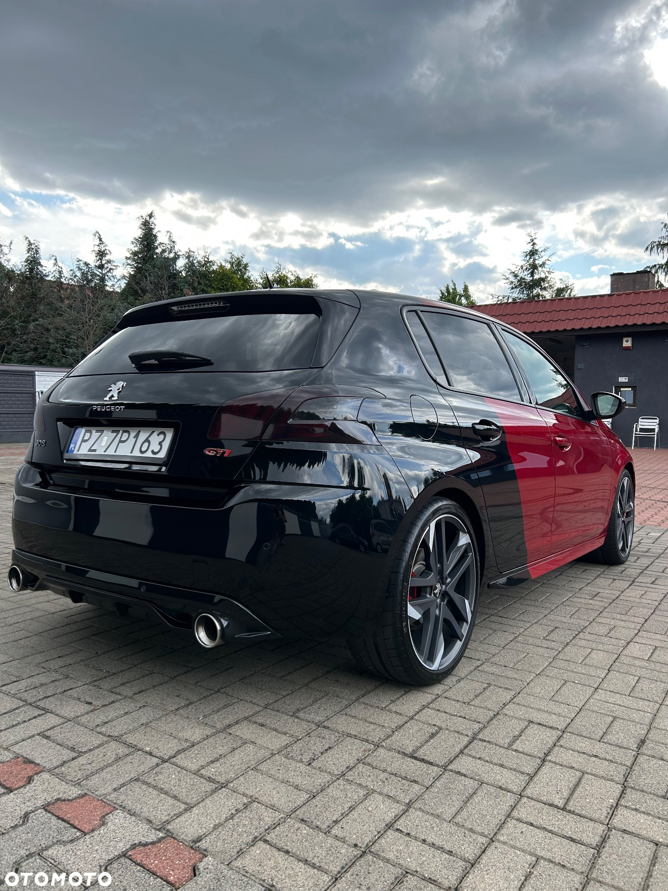 Peugeot 308 1.6 e-THP GTi by Sport S&S - 10