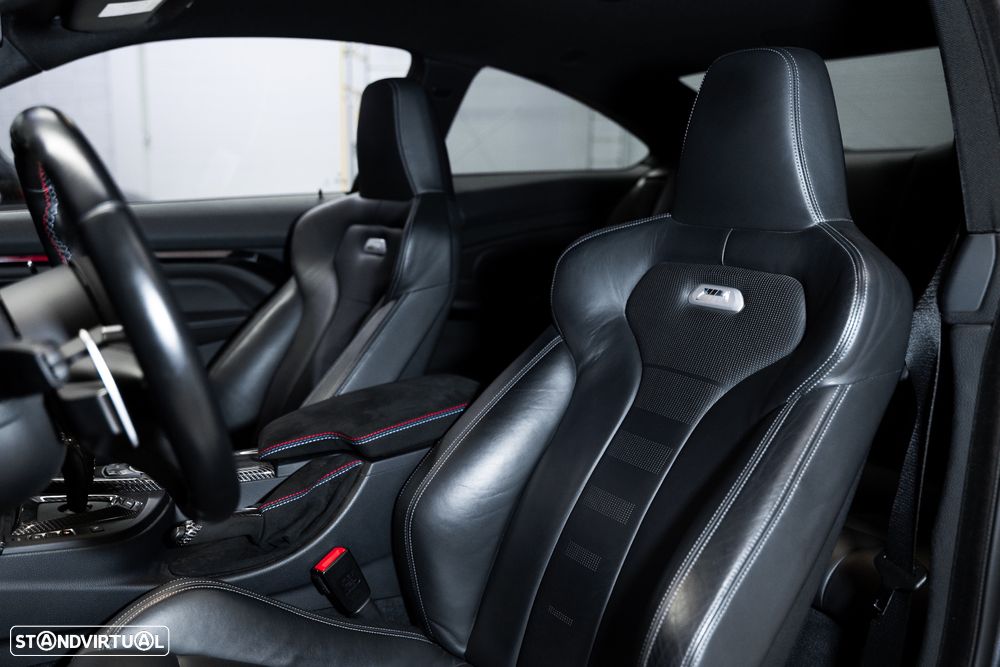 BMW M4 Coupe DKG - 16