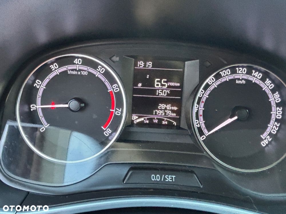 Skoda Fabia 1.0 Ambition - 7