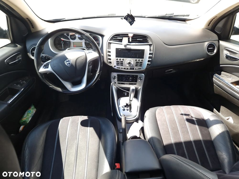 Lancia Delta 1.6 MJ Silver Selectronic - 21