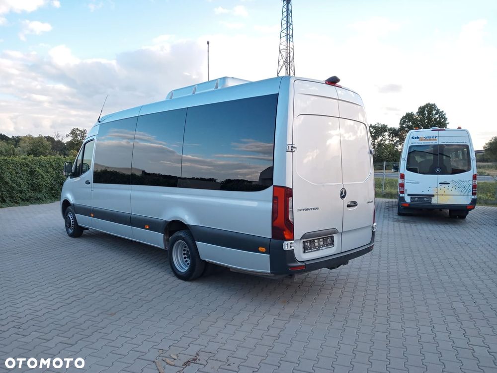 Mercedes-Benz Sprinter - 4