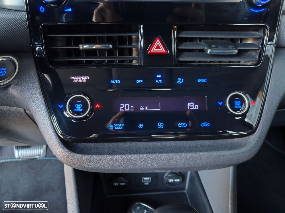 Hyundai Ioniq - 28