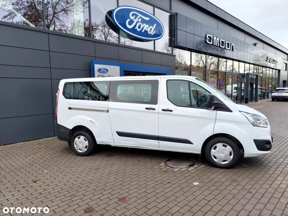 Ford Transit Custom 310 L2H1 Limited - 11