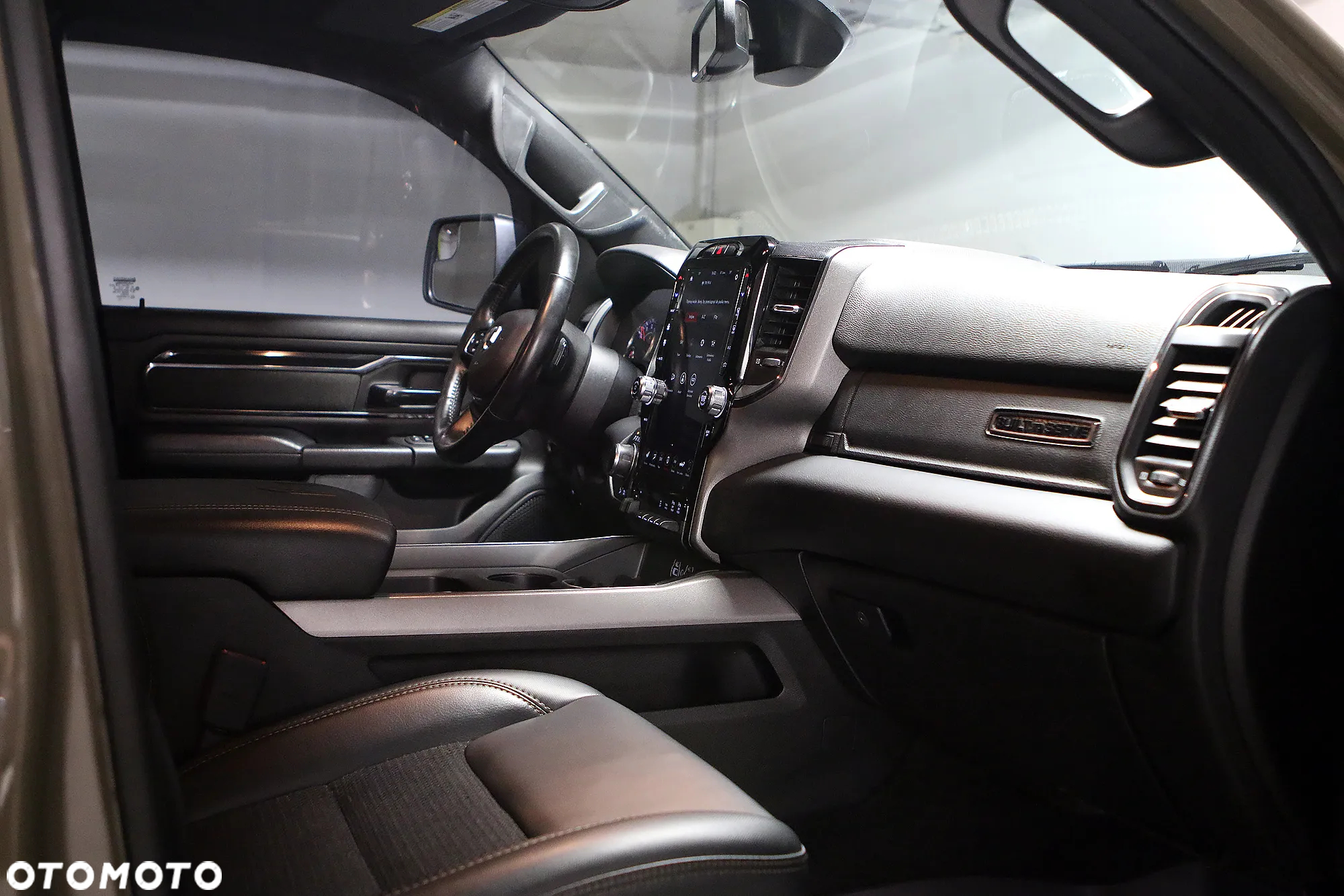 Dodge RAM 1500 5.7 4x4 - 34