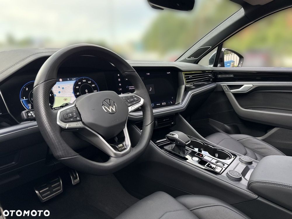Volkswagen Touareg - 15