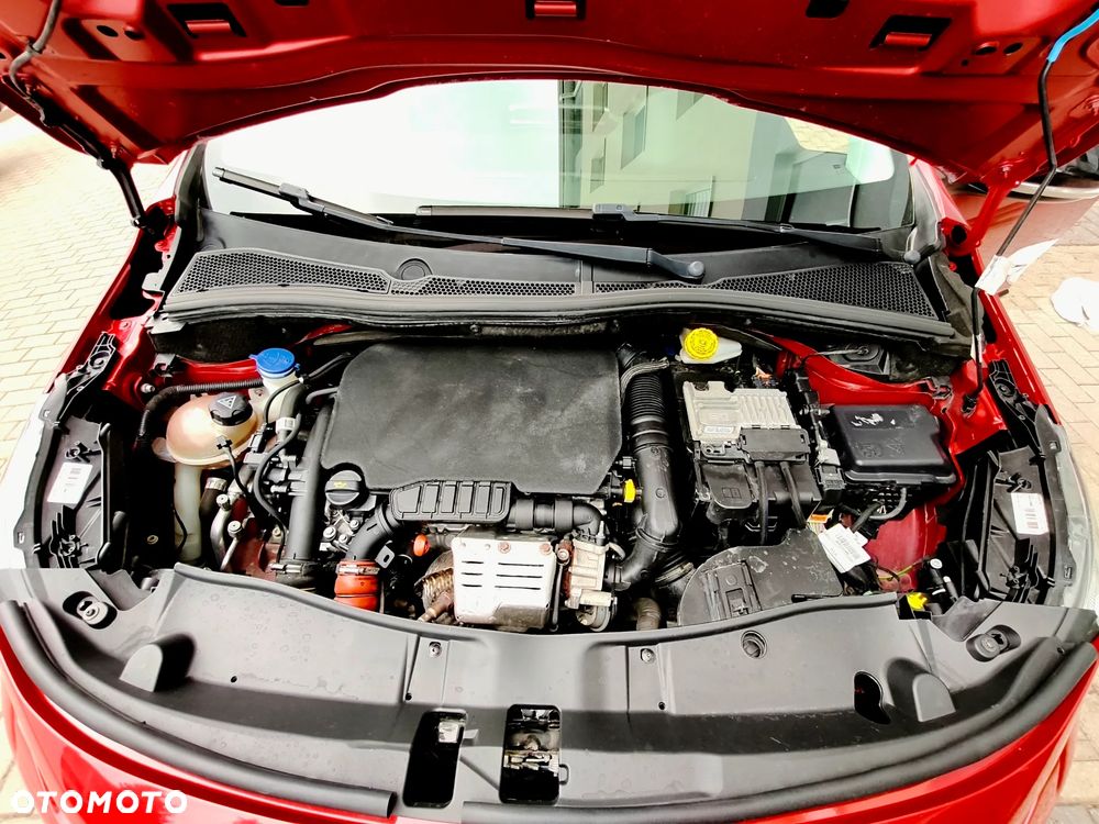 Peugeot 2008 PureTech 110 Stop&Start EAT6 GT-Line Edition - 33