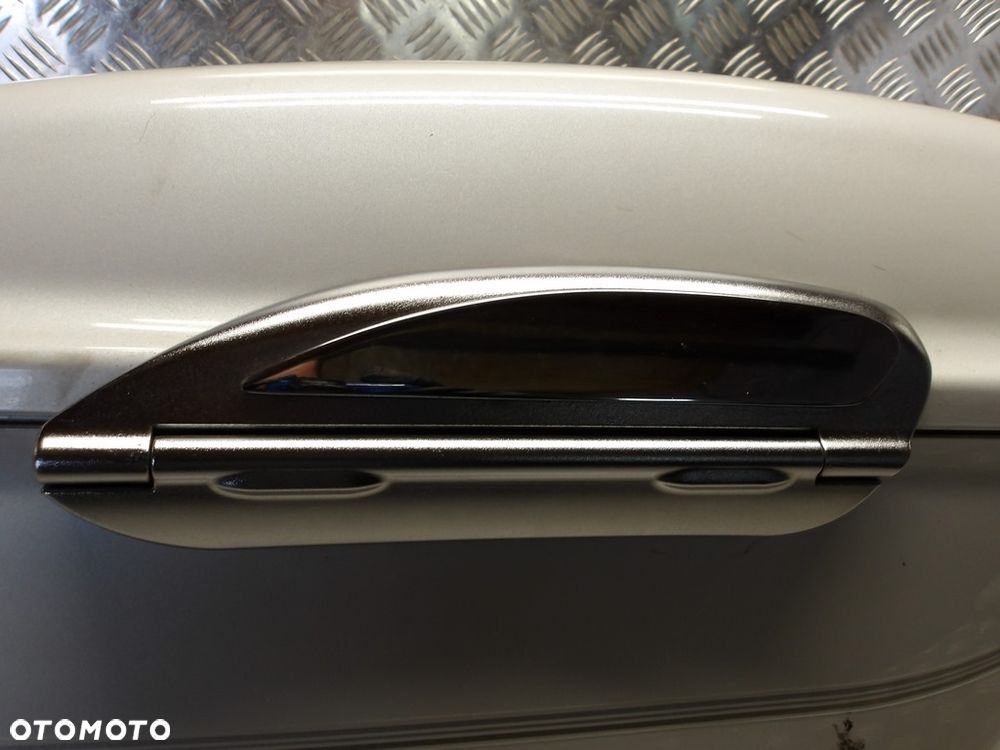 Kufer boczny prawy YAMAHA XVZ 1300 ROYAL STAR VENTURE 99-13r   PN. 4XY-Y2844-H1 - 3