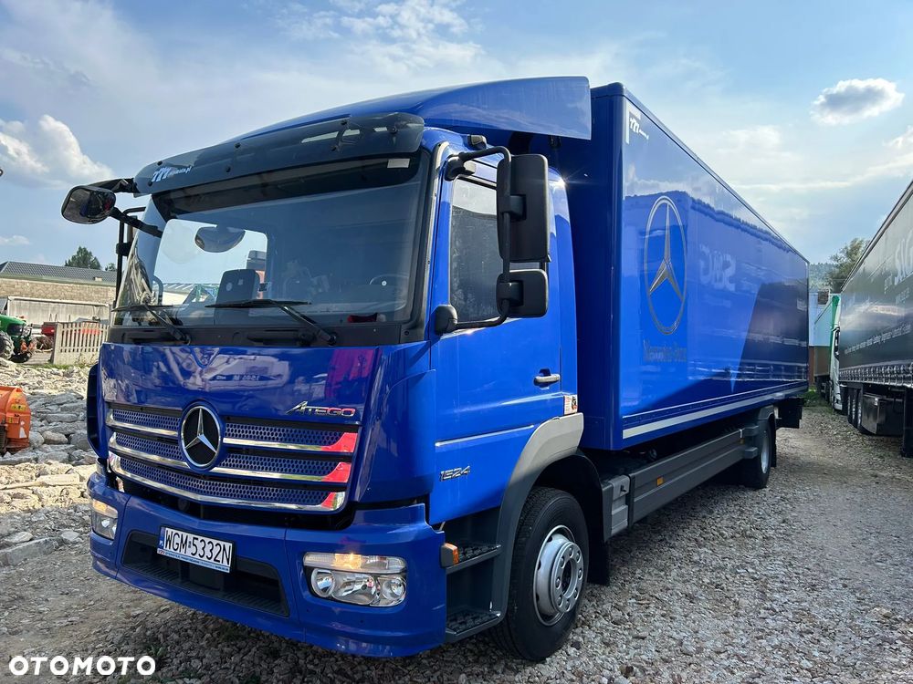 Mercedes-Benz Atego 1224 7.75m TOP1 STAN WINDA HAK z Niemiec tylko 320 000km UBRANIÓWKA czyściutki 6 cylindrów - 13
