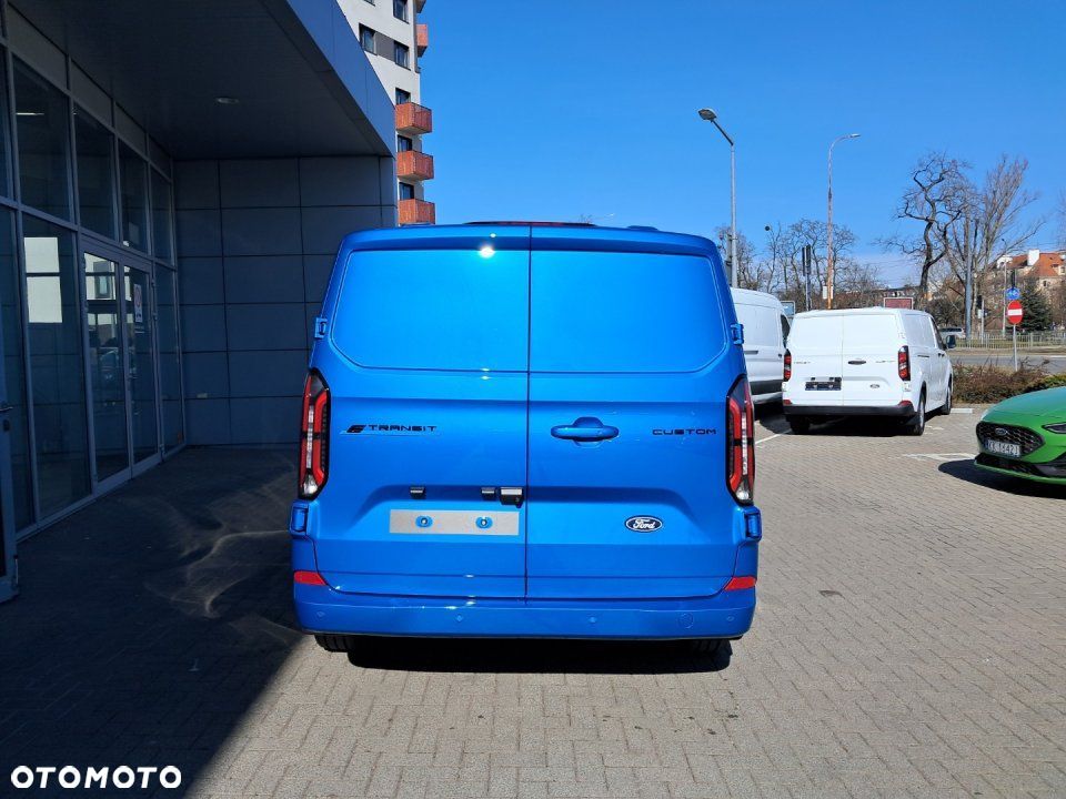 Ford Transit Custom - 6