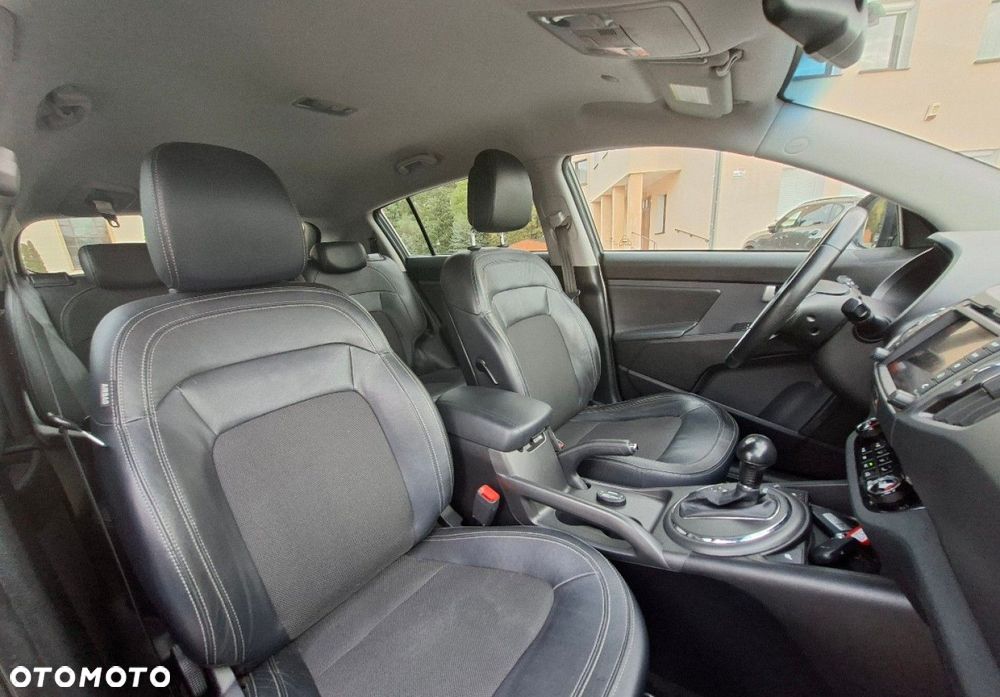 Kia Sportage - 16