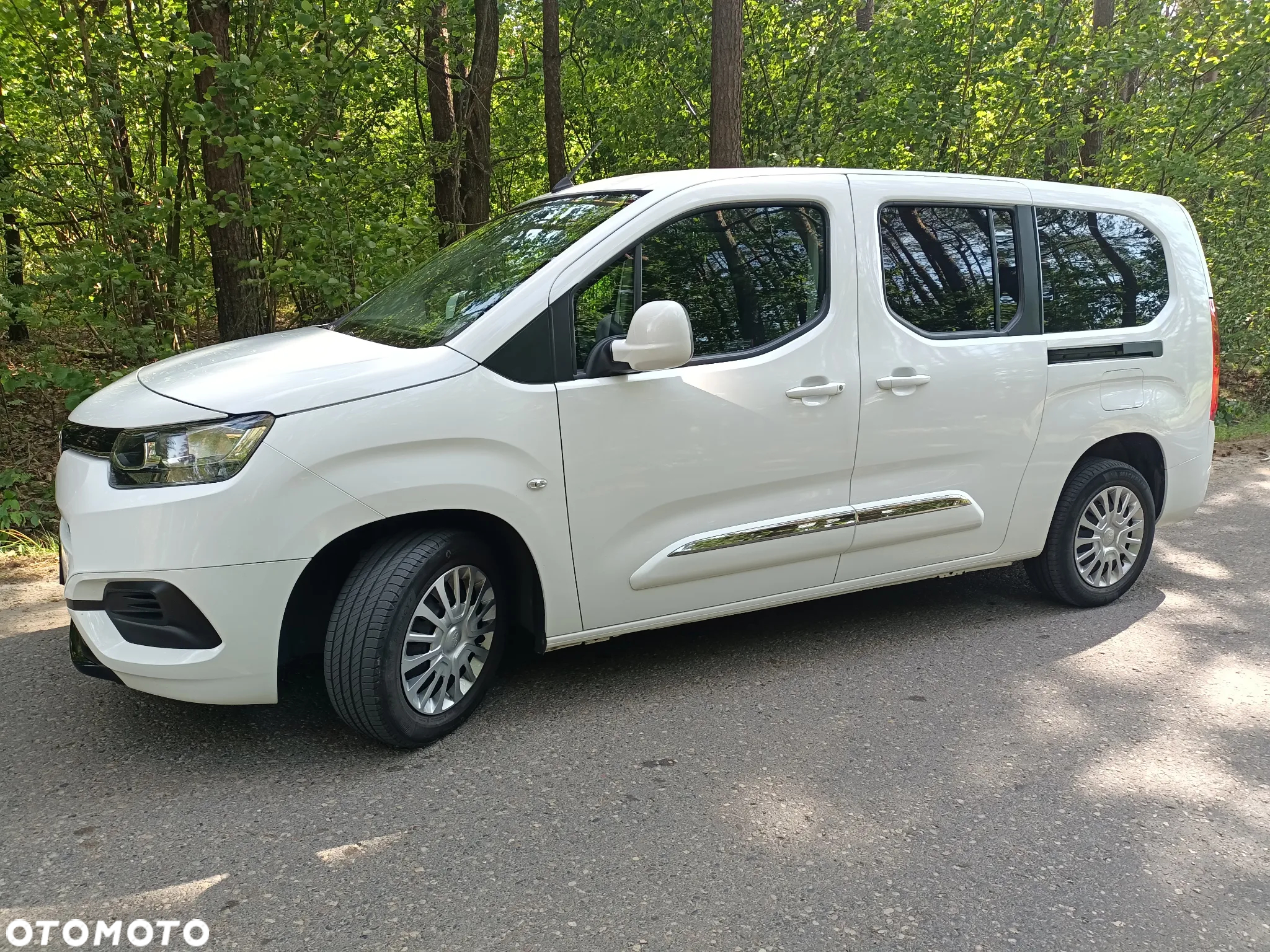 Toyota Proace City Verso 1.2 D-4T Business - 8