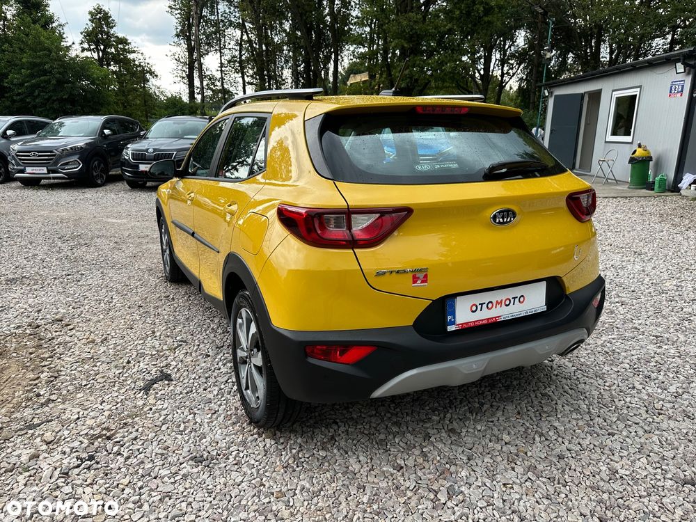 Kia Stonic 1.2 L - 5