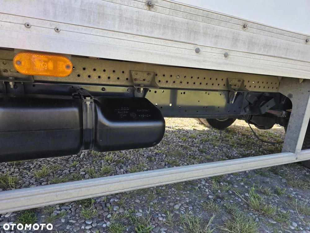 Iveco 35c14 Kontener+Winda - 10