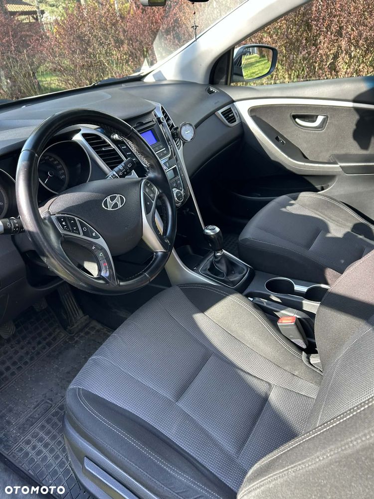 Hyundai i30 1.6 CRDi Classic - 4