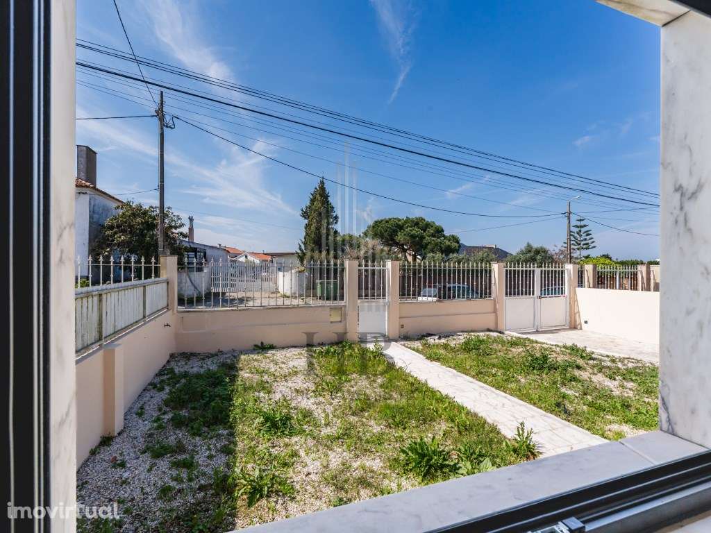 Moradia T2 com Jardim e Garagem | Pobral |Sintra - Grande imagem: 4/29