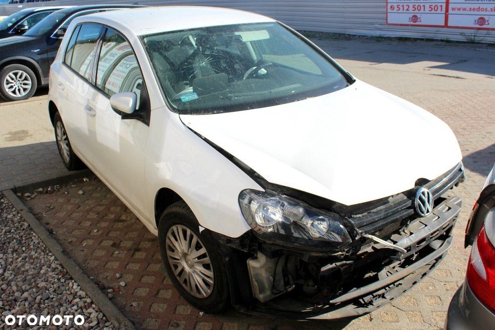 VW Golf VI 5K 2011 1.4i CGGA Hatchback 5-drzwi(MASKA, ZDERZAK, LAMPA, BŁOTNIK, DRZWI, SZYBA, FOTEL) - 2