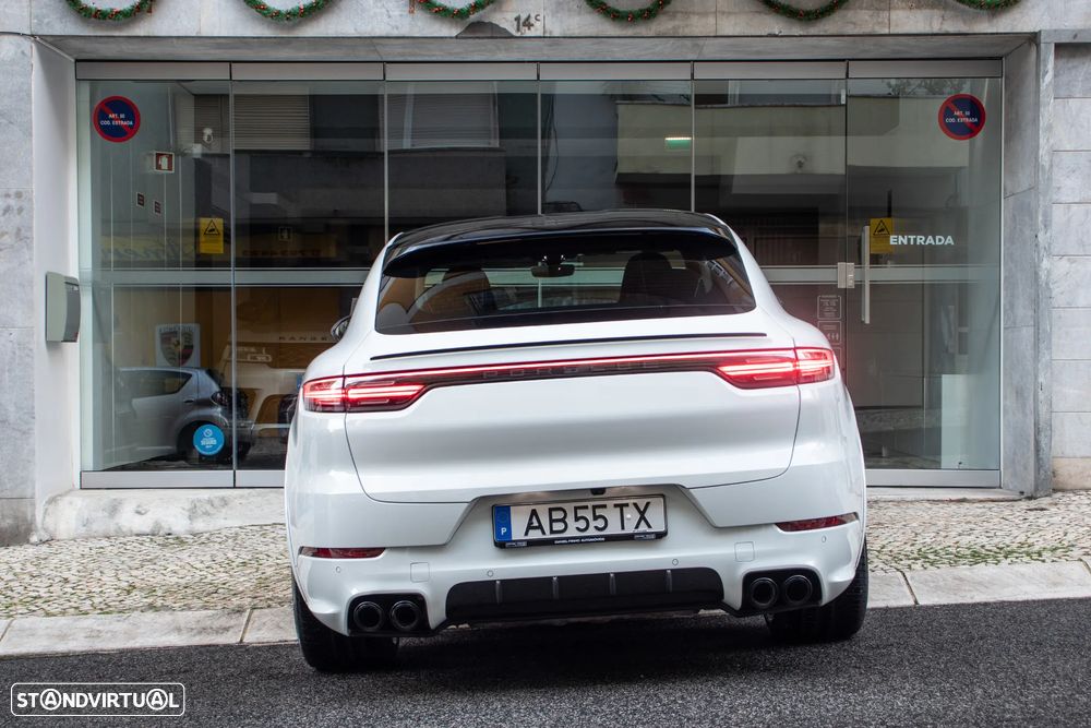 Porsche Cayenne Coupé E-Hybrid - 53