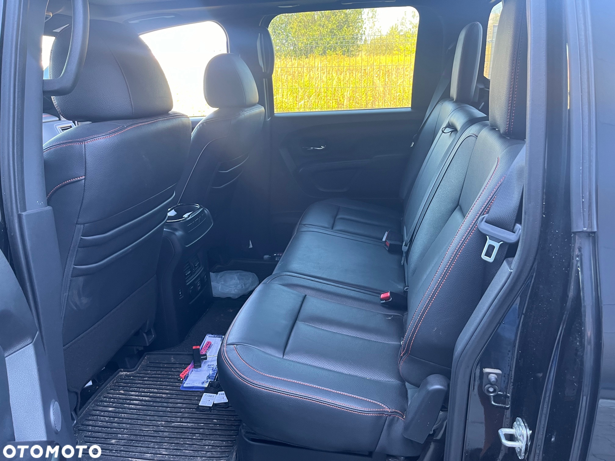 Nissan Titan - 9