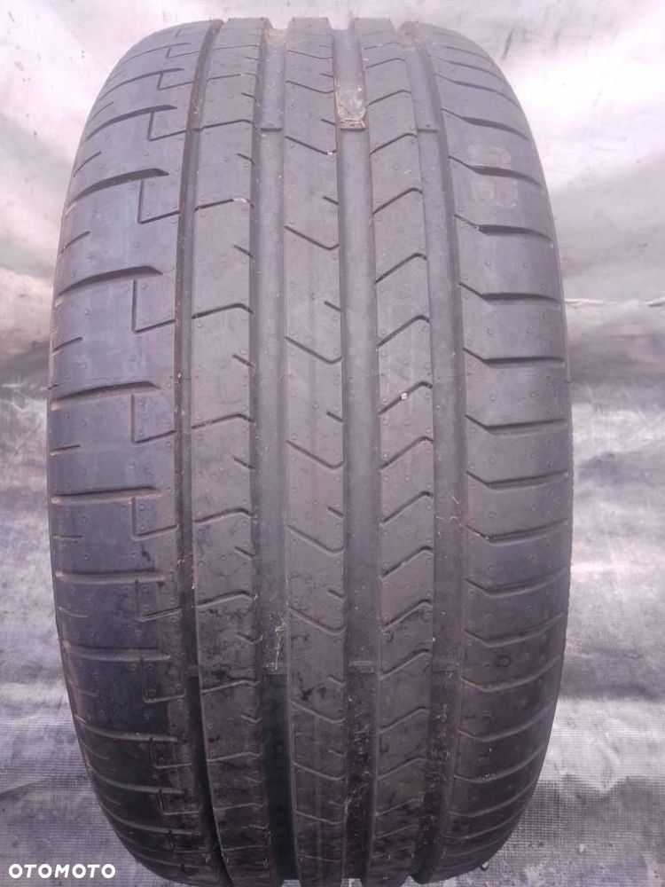 Pirelli P Zero 235/35 R19 91Y 2023 - 1