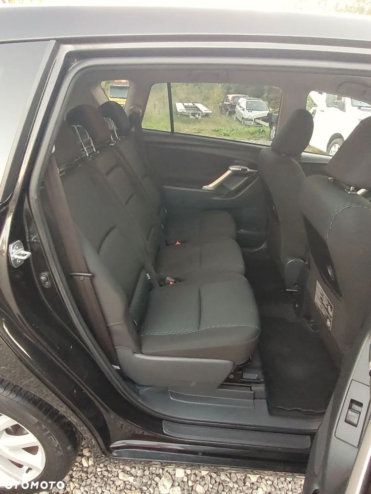 Toyota Verso - 26