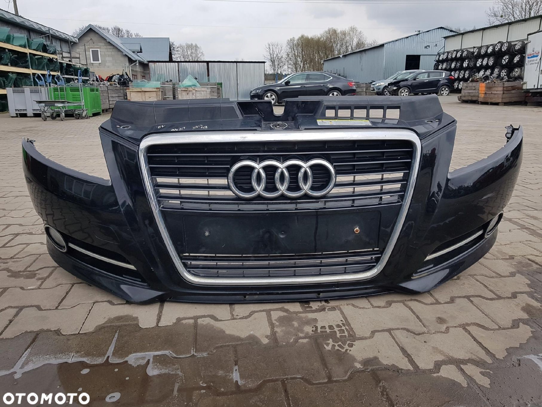 AUDI A3 8P LIFT 08-12r ZDERZAK PRZÓD GRILL LY9B - 1
