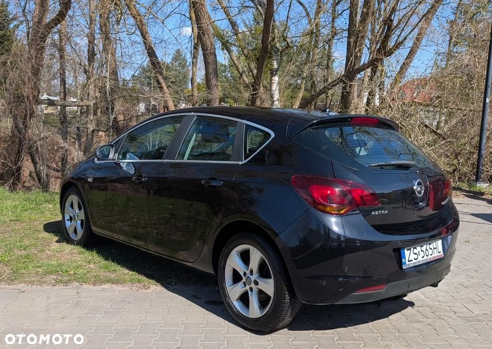 Opel Astra 1.7 CDTI - 2