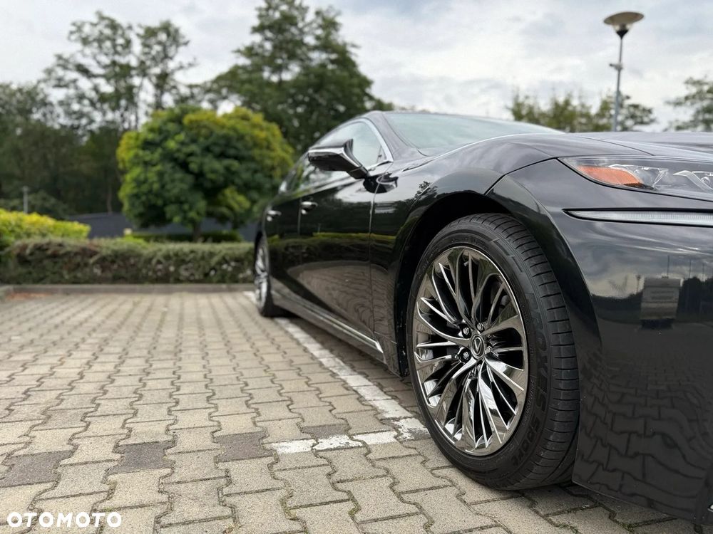 Lexus LS - 5