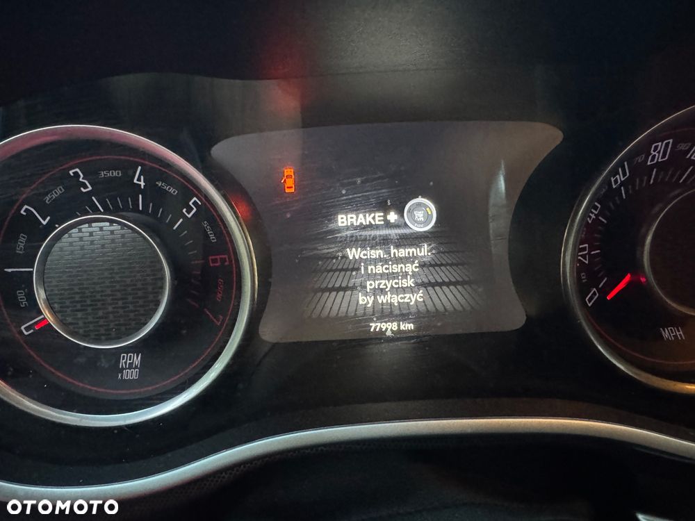 Dodge Challenger - 13