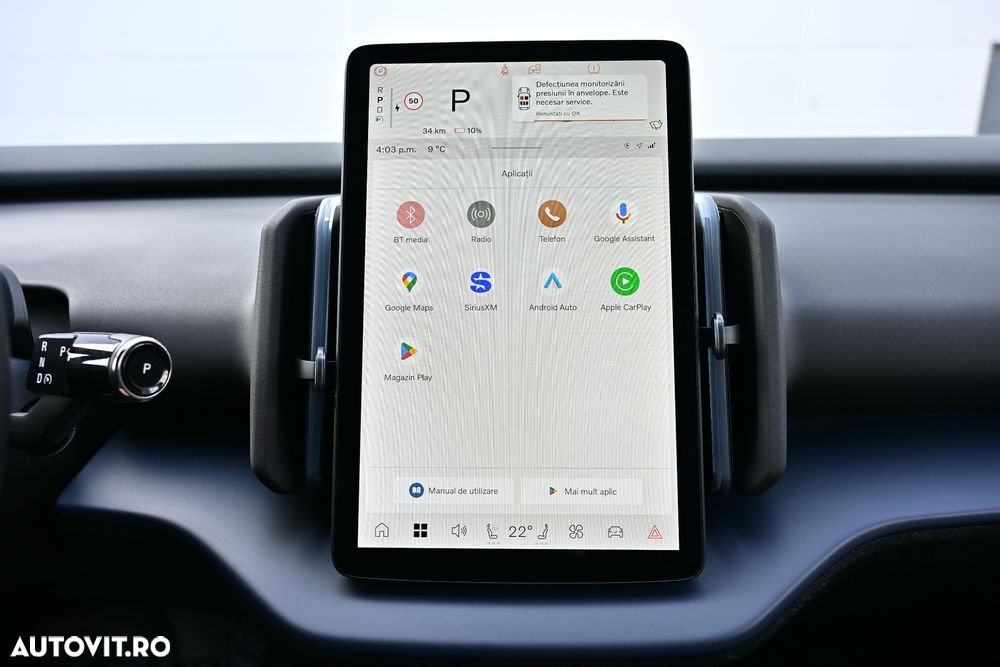 Volvo EX30 Single Motor Extended Range RWD Core - 38