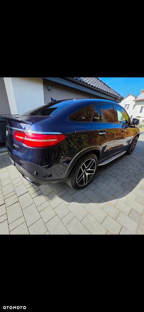 Mercedes-Benz GLE - 11