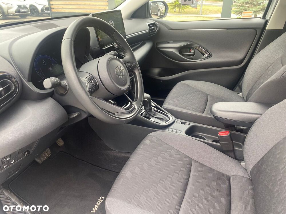 Toyota Yaris Hybrid 1.5 Style - 12