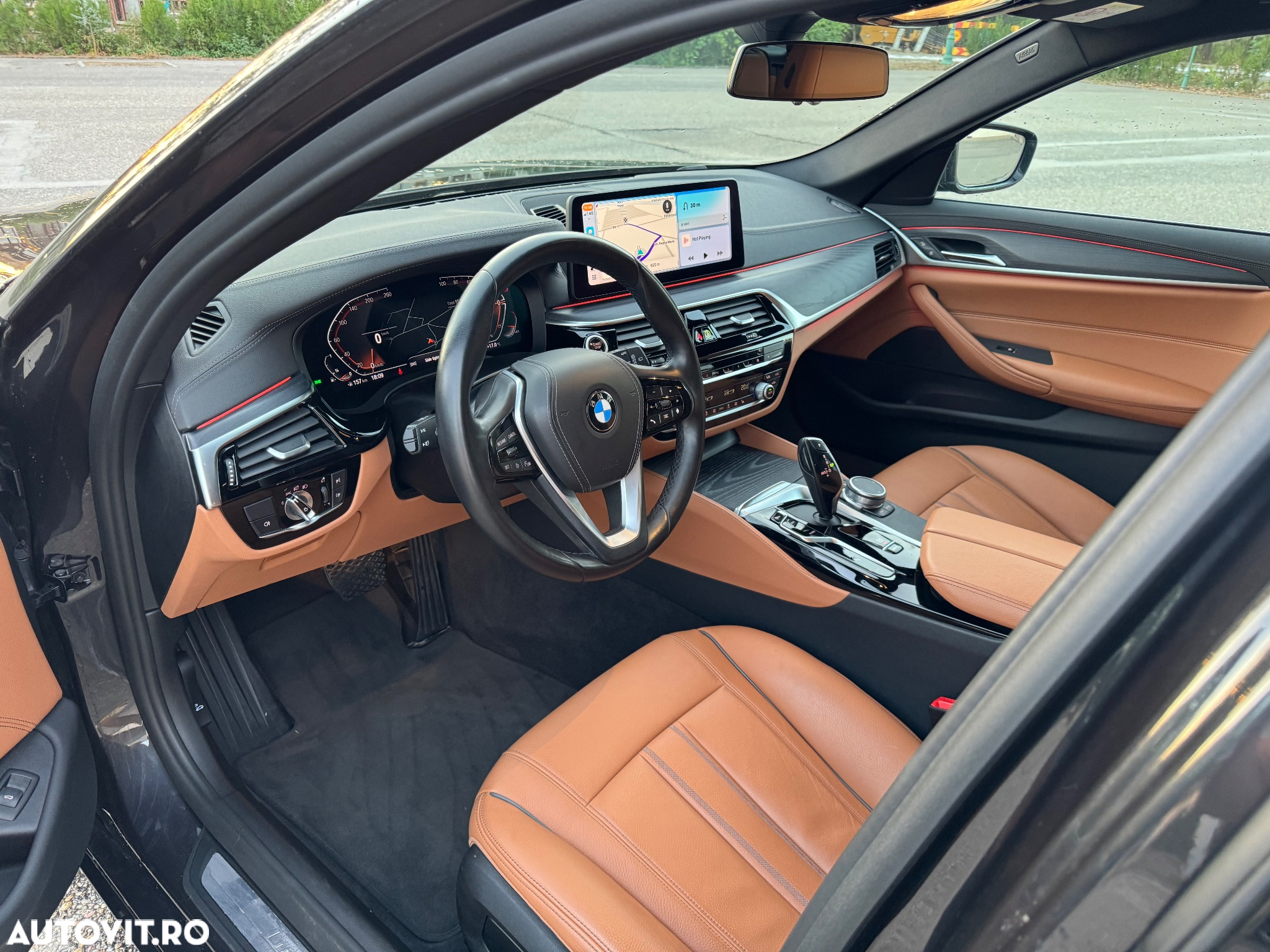 BMW Seria 5 530i Touring Aut. Luxury Line - 6