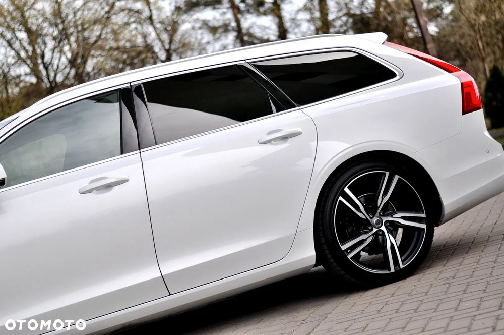 Volvo V90 D4 SCR Momentum Pro - 11