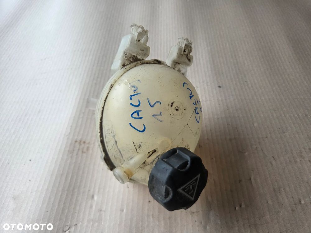 Zbiorniczek wyrównawczy Citroen C4 Cactus 1.5 BLUEHDI - 1