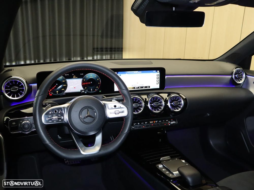 Mercedes-Benz A 180 7G-DCT AMG Line - 14
