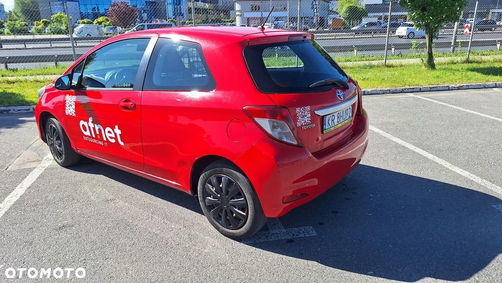 Toyota Yaris 1.0 VVT-i - 4